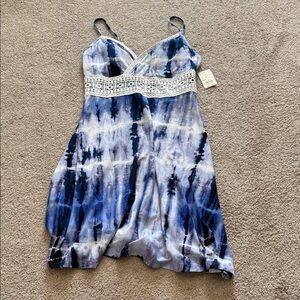 Blue Tie-Dye V-Neck Dress with Lace Detail